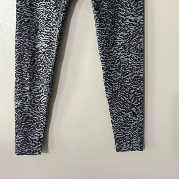 Merrell Black Gray Abstract Pattern Full Length Workout Athletic Leggings Size S - Picture 2 of 7